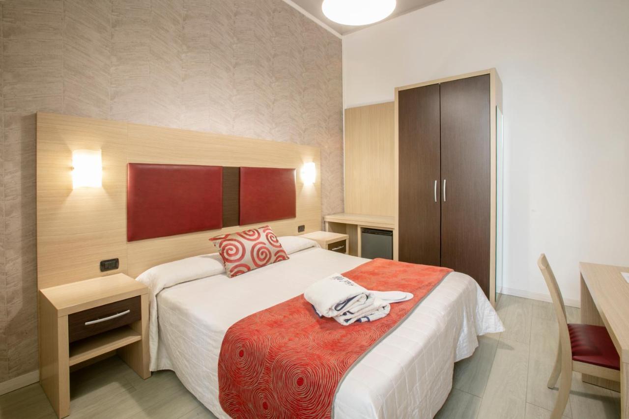 Hotel Playa Viareggio Bagian luar foto