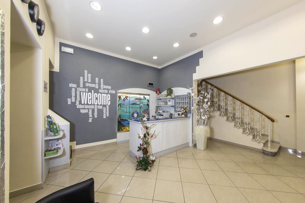 Hotel Playa Viareggio Bagian luar foto